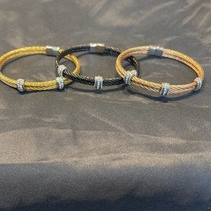 Set of tricolor crystal bracelets